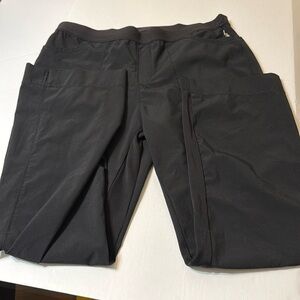 Women’s black scrub straight leg bottoms